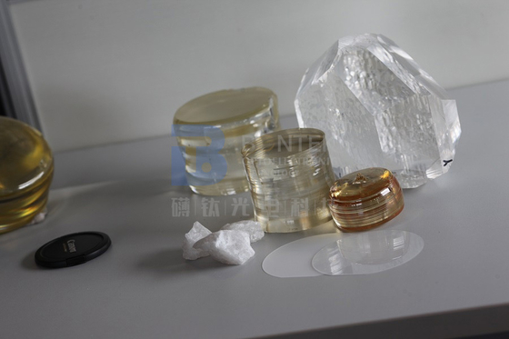Chiếc wafer sợi điện LiNbO3 công suất chính xác cho các ứng dụng quang điện tử