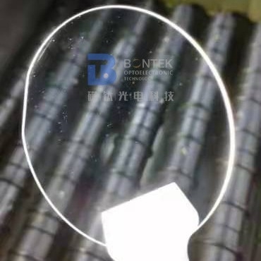 Wafer áp điện 6 inch 0,5mm với định hướng và hướng lan truyền được thiết kế
