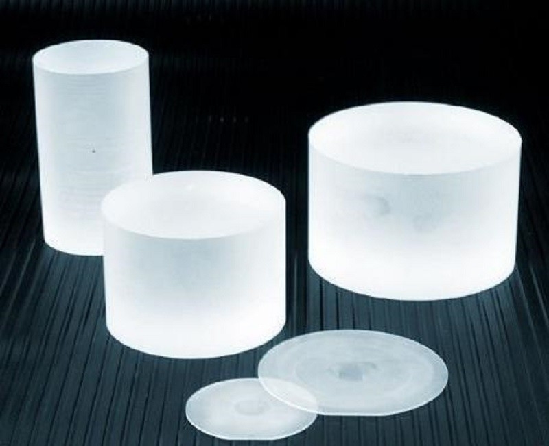 C-plane 0001 định hướng C-plane Sapphire Wafer với A-plane 11-20 Primary Flat