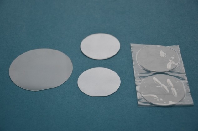 2 " 3 " 4 " 6 " Sapphire Wafer Al2O3 Crystal Substrate hai mặt đánh bóng cho quang học