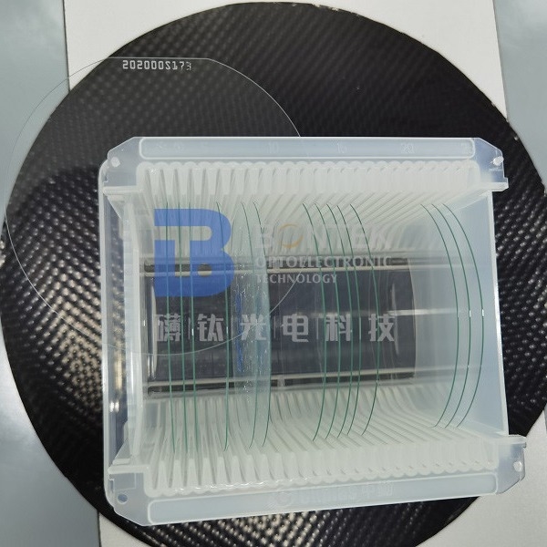 Chống hóa chất cao Borosilicate thủy tinh Wafer 4 '' 6 '' 8 '' cho các thiết bị MEMS